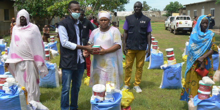 Tamba : Distribution de colis alimentaires/L’Ong Life et Am Bé Koun Solidarité en soutien à 150 ménages