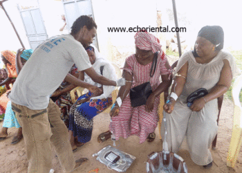 Tamba : Des femmes de Gounass, du Gie « Yengoulén » offrent des poches de sang à la banque de l’hôpital régional