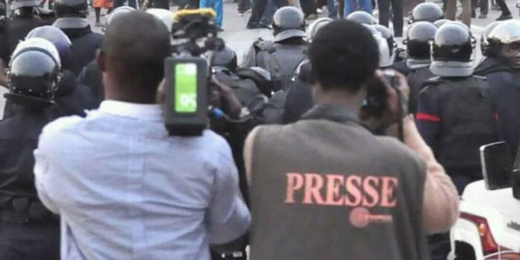 Sit-in de l&rsquo;opposition: Un journaliste de l’Obs embarqué par les forces de l’ordre