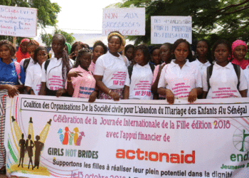 Tamba : La coalition de la société civile en croisade contre le mariage d’enfant, les populations de Nétéboulou sensibilisées