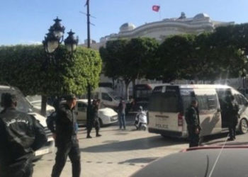 Tunis : Une femme se fait exploser sur l&rsquo;avenue Bourguiba dans le centre ville, plusieurs blessés
