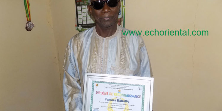 Tambacounda : Le collectif des chefs d’établissements décerne un diplôme de reconnaissance à Famara Dahaba, 1er président…