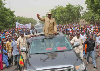 PRÉSIDENTIELLE : BBY investit Macky Sall