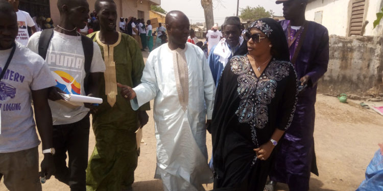 Tambacounda : Arrivée Macky Sall, Diamé Dansokho et Kassé envahissent la place Salikéné.