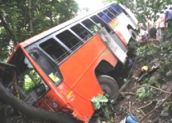 Un bus transportant des militants de Sonko se renverse