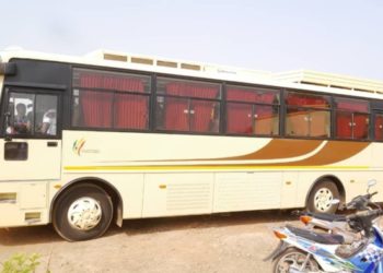 Kédougou: Macky Sall respecte sa promesse, il offre un  bus aux élèves du Lycée Maciré Bâ