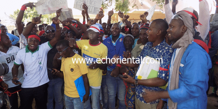 Missirah: Le torchon brûle entre le Maire et les populations, Seyni Sylla accusé de bloquer un processus d’obtention de pièce d’état civil.