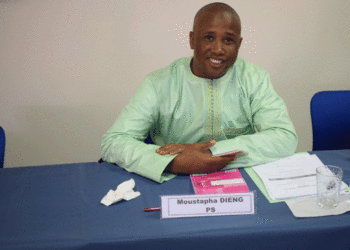 Retrouvaille de la famille PS : Moustapha Dieng, c’est « une main tendue hypocrite. Ils sont menacés par leur allié, ils veulent chercher refuge ».