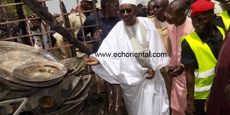 Tambacounda: Les sinistrés du marché central reçoivent un appui financier de l’Etat