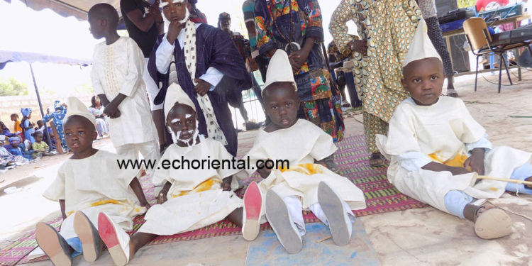 Tamba : Mardi gras à la maternelle municipale, les mômes revisitent les facettes culturelles de la région.