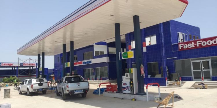 La station d’essence EDK  de Tambacounda ouvre ses portes le 27 avril 2019,  une cinquantaine de jeunes de la région, recrutés.