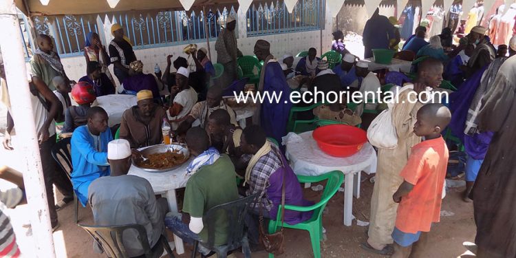 « Marmite du cœur » : Astou Guèye Mansour restaure des centaines de fidèles musulmans venus du Daaka 2019.