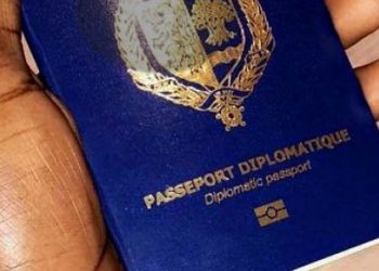 Passeports diplomatiques : Macky Sall décidé à arrêter la pagaille