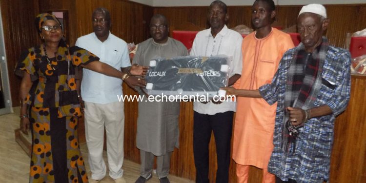 Tambacounda : Le Président de la fédération sénégalaise de Basket remet un important lot de matériels à la ligue et aux clubs