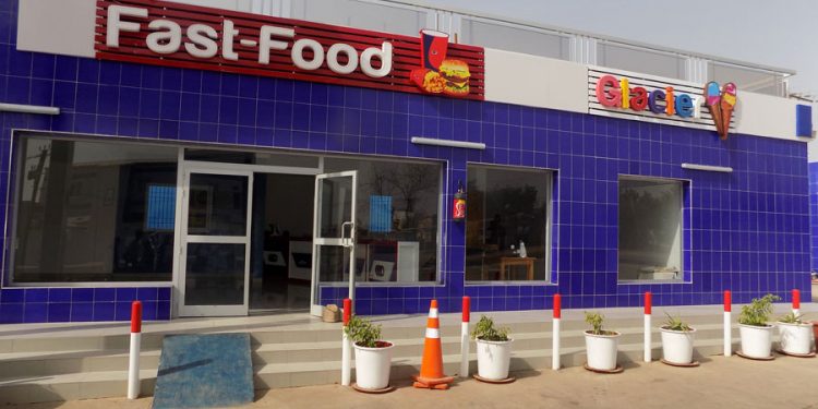 EDK Tamba ouvre son restaurant fast food et le glacier,  le 15 juin 2019