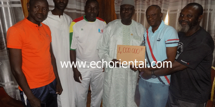 Tambacounda : Le Député Maire Mame Balla Lô débloque 11 millions de francs Cfa pour le mouvement navétane et les étudiants