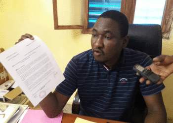 Le Pr Abdoul Aziz Tandia répond à Mamadou Bâ: Le conseil d’administration, en présence du Gouverneur de région, El Hadj Bouya Amar, a délibéré pour que je puisse les accompagner …»