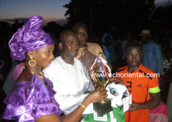 Parrain de la finale de foot à Nétéboulou: Le chef du personnel de l&rsquo;hôtel Niji, Papis Signaté, gâte sa jeunesse