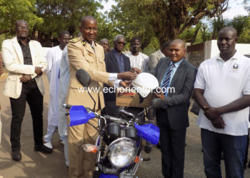 Tamba : Le gouverneur remet les clés de 28 motos du PNBSF à l’Ong La Lumière