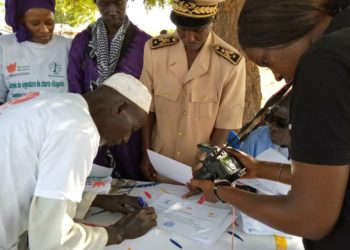Tambacounda : Contre les MGF, des villages de Koussanar signent la charte d’abandon de pratique du programme « Son Choix » d’Enda J. A.