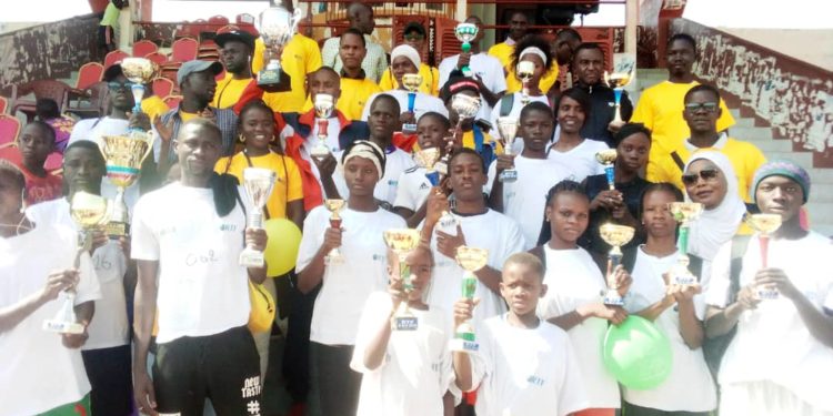 Tamba: 3e édition du semi-marathon de « Regard de Tambacounda en France », plus de 200 jeunes athlètes participent à la compétition.