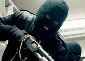 Cinq armes emportées lors d’un braquage à la brigade commerciale des Douanes de Moussala