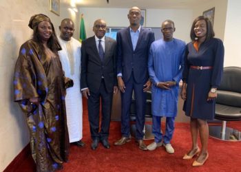 Le ministre Sidiki Kaba offre 5 millions de francs cfa à la mutuelle des artistes de Tambacounda