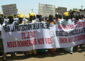 Sénégal-Mali : Les populations riveraines de la Falémé, marchent dans Kidira pour la sauvegarde du Fleuve.