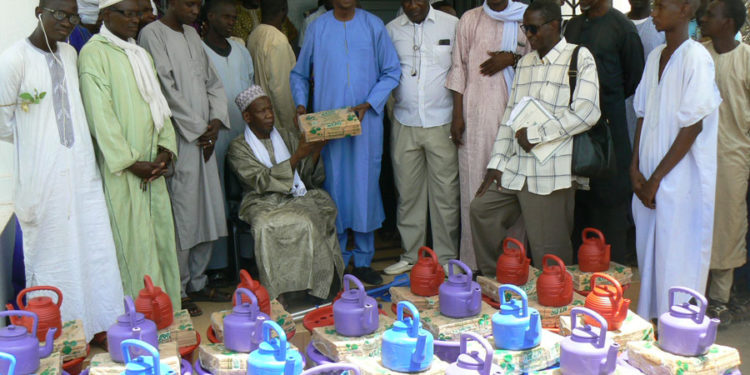 Tamba : Lutte contre le Covid-19, Le comité de gestion des épidémies offre un important lot de produits d&rsquo;hygiène aux Daaras.