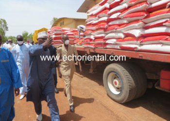 Tambacounda: Aide alimentaire d’urgence, un premier lot, de 730 tonnes de riz, réceptionné par le gouverneur.