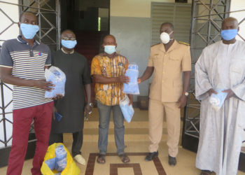 Lutte contre le Covid-19 à Tamba : L’Association des mécaniciens et électriciens autos, remet 500 masques au CRGE.