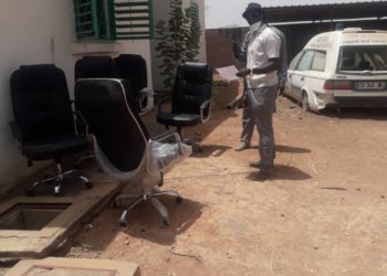 Lutte contre le Covid-19 : Le Maire de Niani Toucouleur équipe les postes de santé pour le relèvement du plateau technique