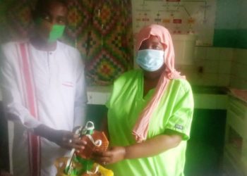 Tamba : Lutte contre le covid 19, le président de la zone 1A de l&rsquo;ODCAV offre une cinquantaine de masques au poste de santé d&rsquo;AFIA.