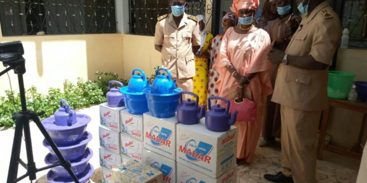 Lutte contre le covid-19 à Koumpentoum: Yama Top remet des produits et matériels d’hygiène au CDGE