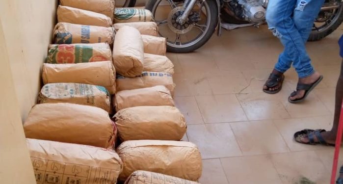 La Police saisit 94 kilogrammes de chanvre indien à Sédhiou et à Tambacounda.