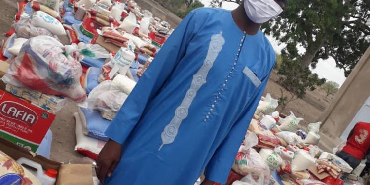 Covid-19 : La commune de Dialacoto distribue l’aide Alimentaire pour amortir le choc du coronavirus