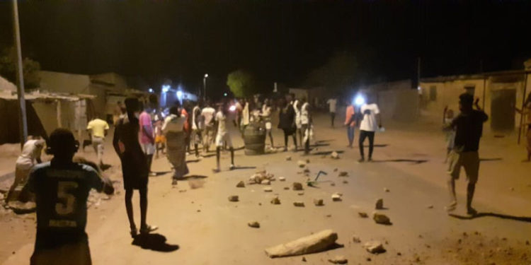 Manifestations anti couvre-feu à Tamba : Des jeunes du quartier Camp Navétane affrontent la Police
