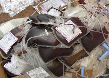 Pénurie de sang à Tamba : Les Enseignants acquis à la cause du ministre Sidiki Kaba, donnent du sang à la banque du CHRTC