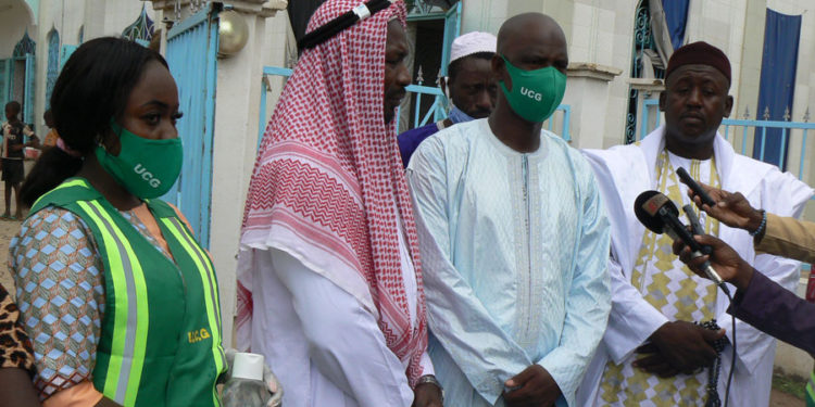 Tabaski 2020 à Tamba/Lutte contre Covid-19: L’UCG distribue du gel aux fidèles de la Grande Mosquée
