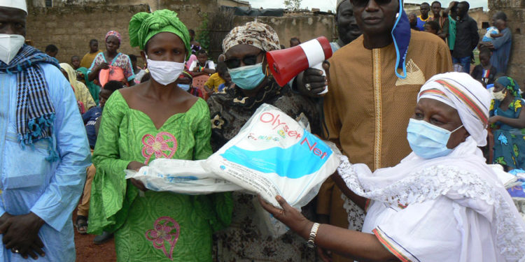 Tamba: ADESOR/Me Sidiki Kaba pour « zéro paludisme, mille moustiquaires imprégnées distribuées.