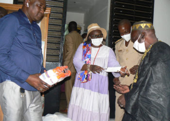 Tambacounda : Le ministre des mines et de la géologie remet don de matériel et de vivres aux orpailleurs