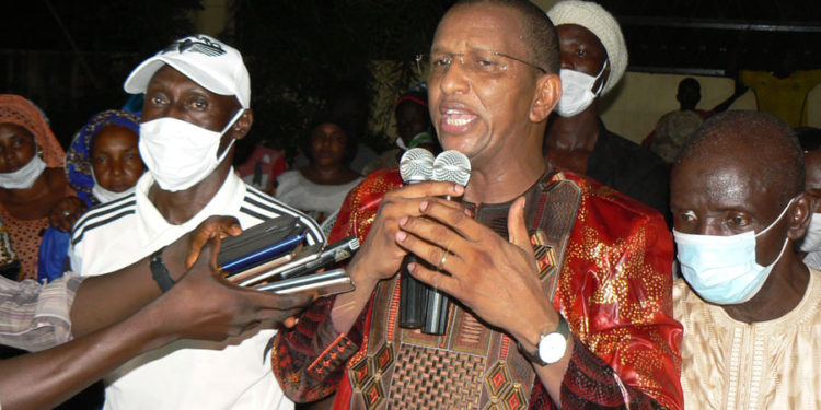 Vélingara : Le Député Maire Mamadou O.B Diallo accueilli en Roi, « cette démonstration de force, cette adhésion à ma personne derrière le Président de la République, est un nouveau départ pour un Vélingara émergent, …prospère ».