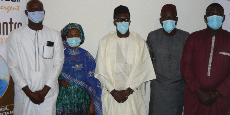 Tamba/Dernières minutes : Les frustrés des JLD quittent et rejoignent le DG Kassé