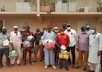 Tamba: Seydou Sané président du Casa Sport offre des équipements  sportifs aux clubs de la région et invite les acteurs du football à  l&rsquo;unité.