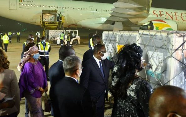 Vaccin anti-Covid : Macky annonce près de 7 millions de doses