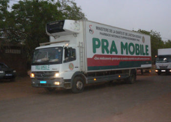 Vaccin contre Covid-19 : Le gouverneur de Tambacounda réceptionne les 5.118 doses de la région