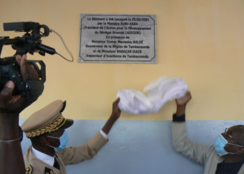 Tamba : Me Sidiki Kaba inaugure la salle polyvalente construite et équipée par ADESOR, à l’école El Hadj Lamine Danfakha