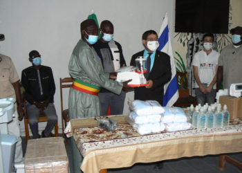 Tambacounda : L’ambassadeur d’Israël offre des équipements médicaux au district sanitaire