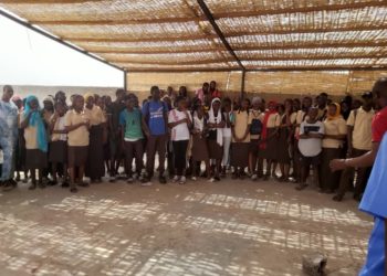 Tamba : L’association « La Voie » met un hangar au CEM Afia pour l’EPS