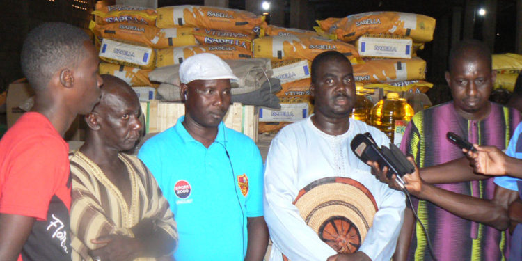 Korité 2021 à Tamba: Mamadou Oumar Sall au chevet des populations/ 20 tonnes de riz et 2000 litres d’huile distribués.